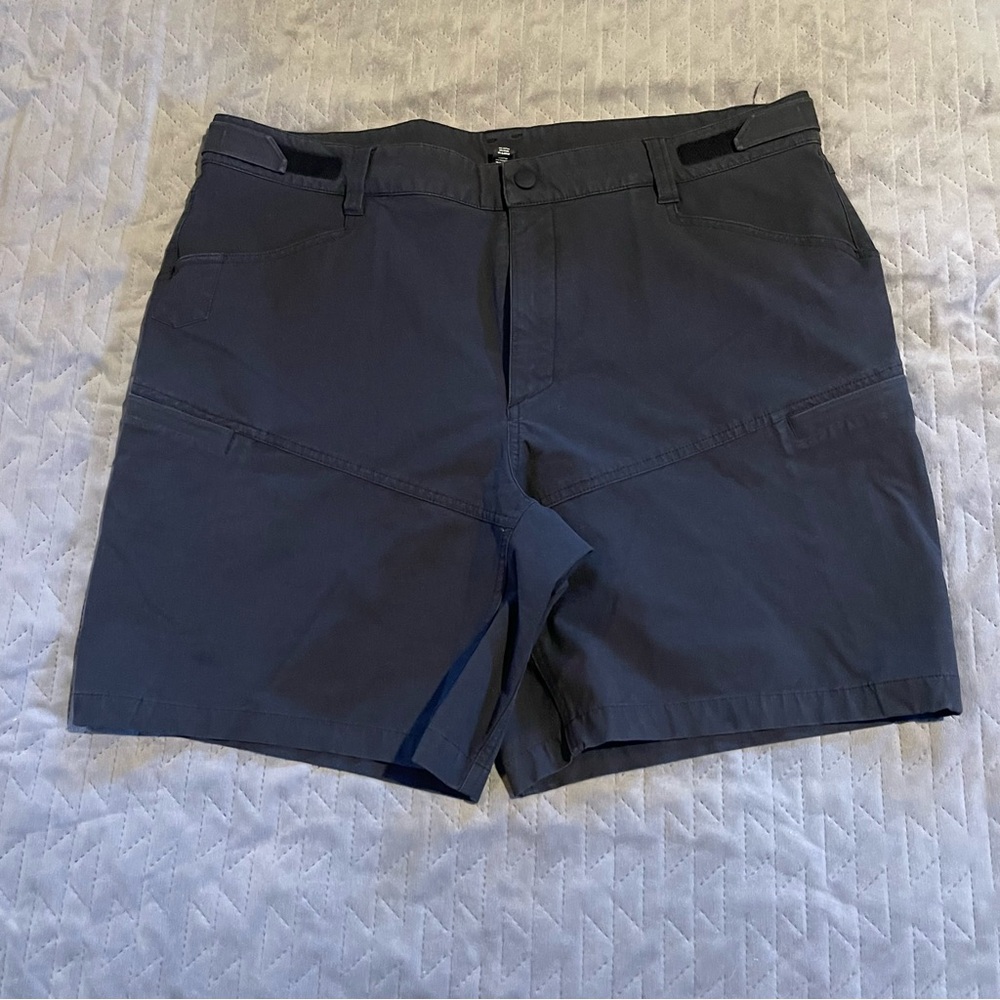 Ten Thousand shorts‎ mens 36 pre-owned condition black